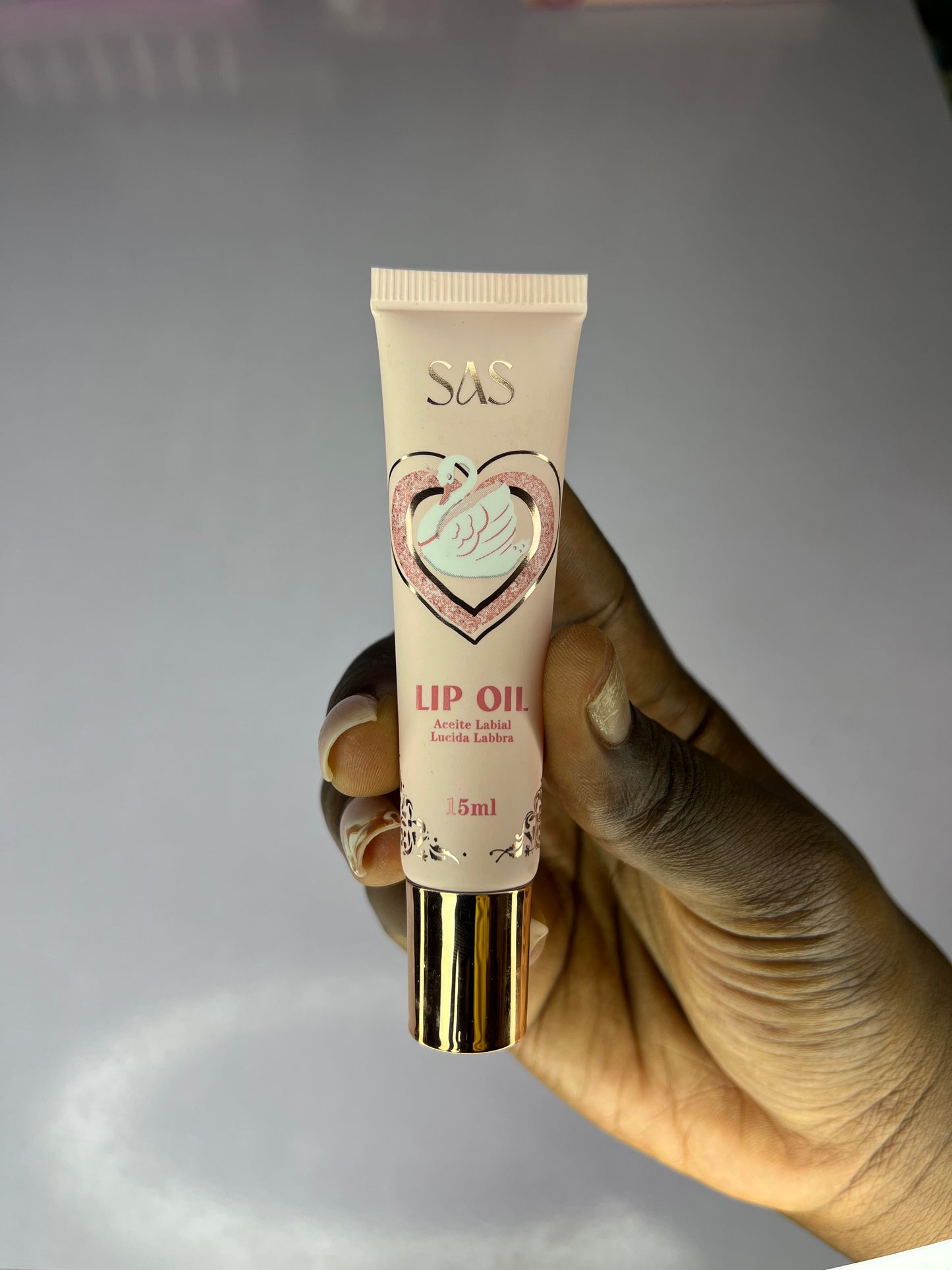 SAS lip oil