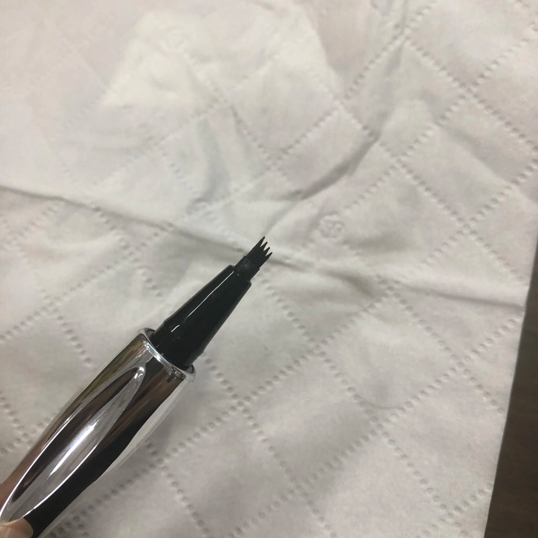 -AMG feutres à sourcils
