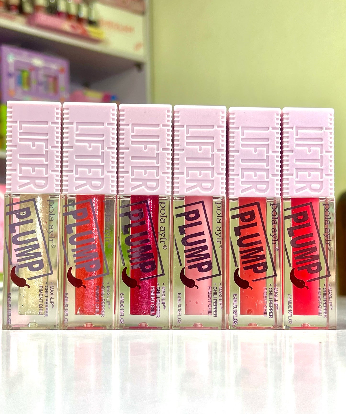 Plumping lifter gloss